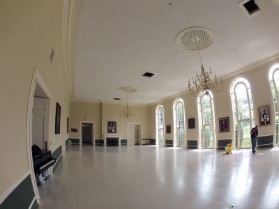SonaSpray in a Washington DC Ballroom